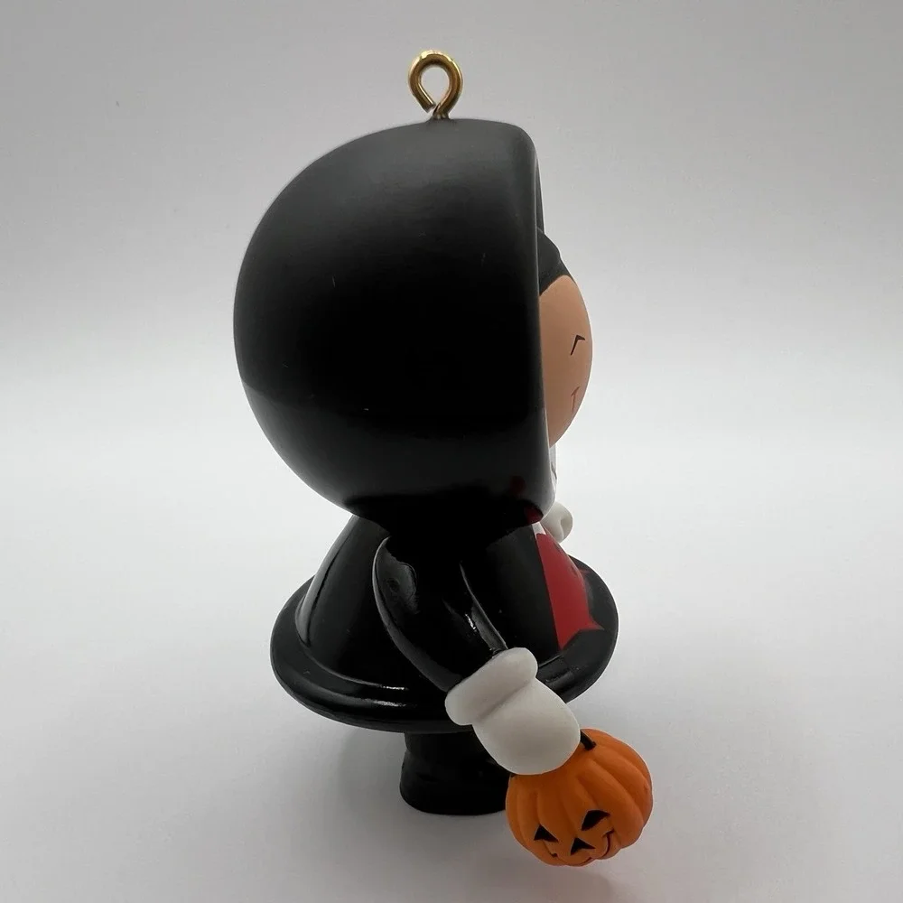 Hallmark Halloween Frosty Halloween Fun Cute Vampire Dracula Costume 2014